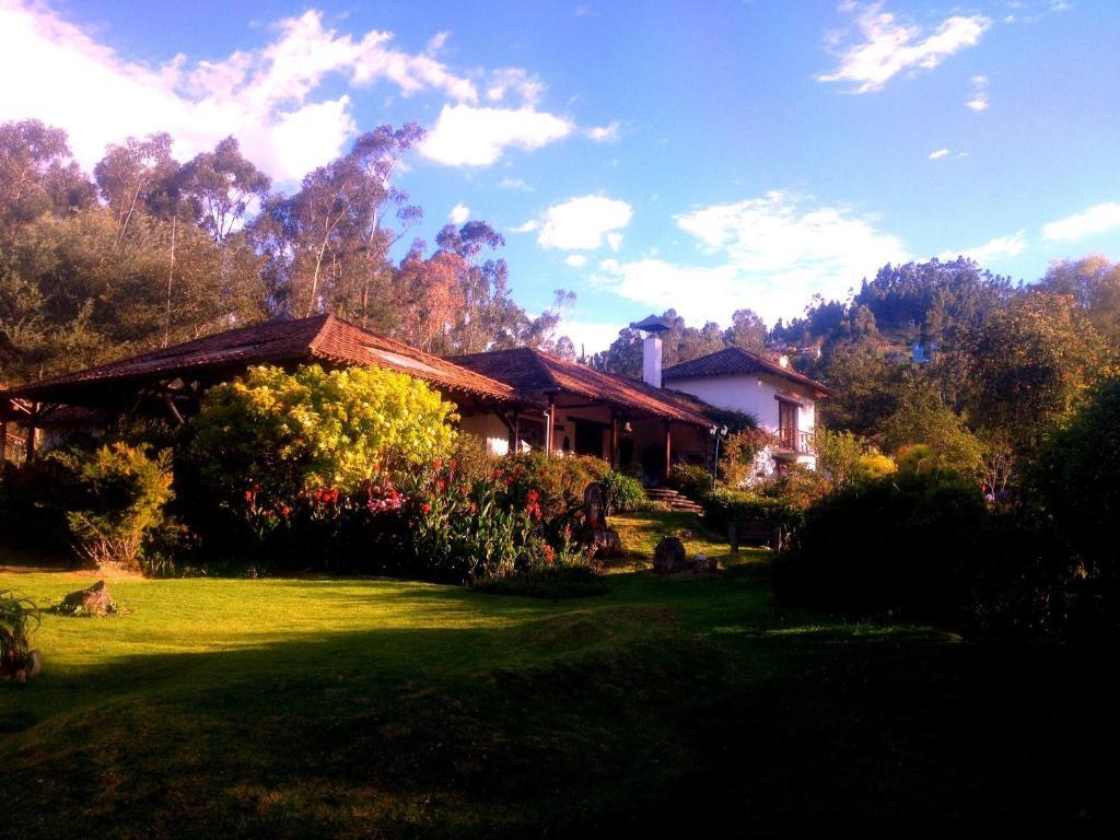 Hosteria Caballo Campana Cuenca Exterior photo